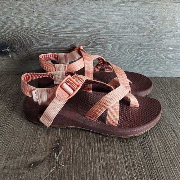 Chaco Z/Cloud Strappy Sandals Size 7 Vacation Outdoor Athleisure - Picture 2 of 11